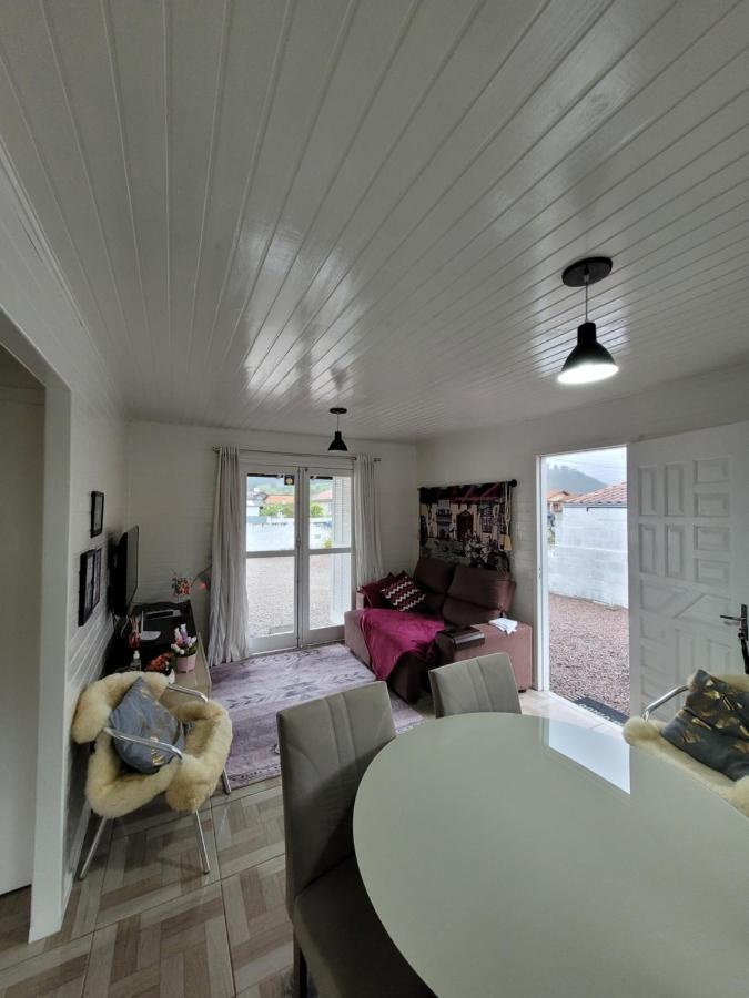 Cottage house อูรูบิซิ ภายนอก รูปภาพ