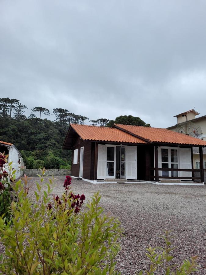 Cottage house อูรูบิซิ ภายนอก รูปภาพ